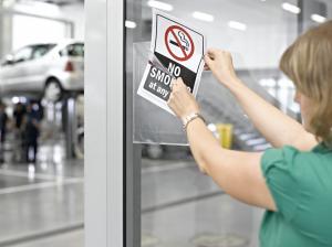 Samolepljiva folija sa magnetnim zatvaračem za do 10 listova A4 pak. 1/5, Tarifold - Djois crvena