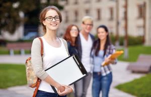 Mapa sa klipsom A4 MAUL "go" crna