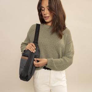 Torba na rame ženska 32x37x9 cm Sofia siva