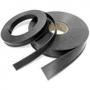 Magnetni "C" profil u rolni 30m x 30mm, sa papirom i folijom