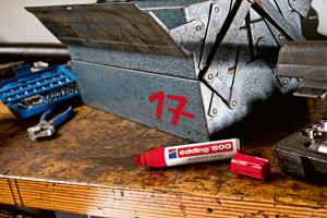 Permanent marker Edding E-800 4-12mm plava