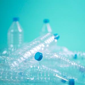 Torbica na rame muška 16x20x6 cm Crony ECO crna